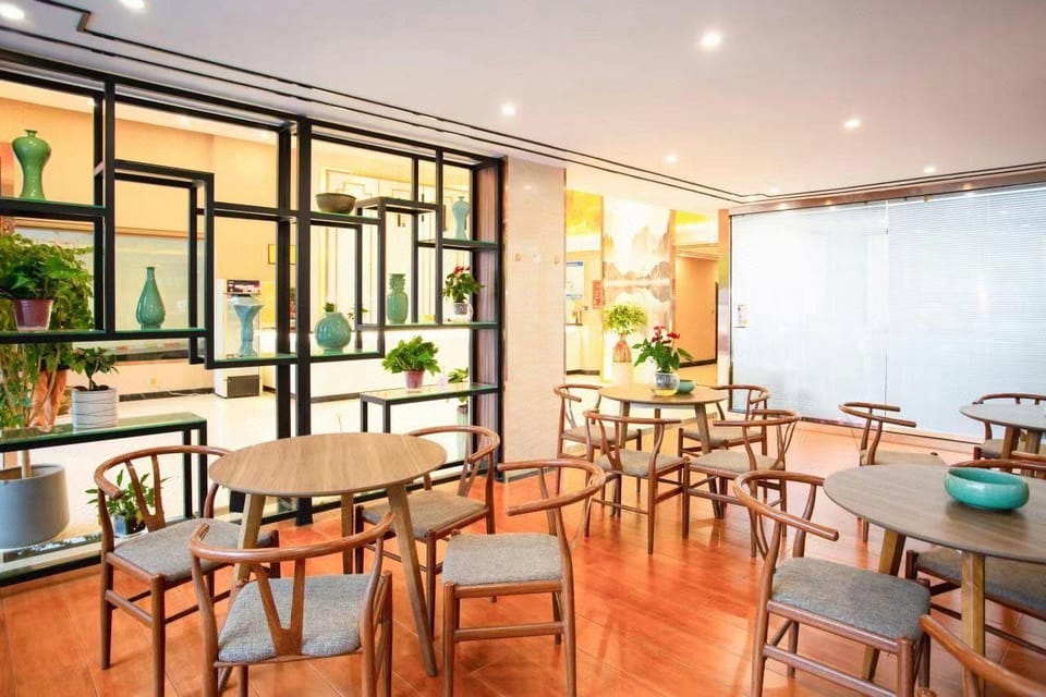 Fengyuan Fashion Hotel (Jinhua High-speed Railway Station) Hotel in Zhejiang
