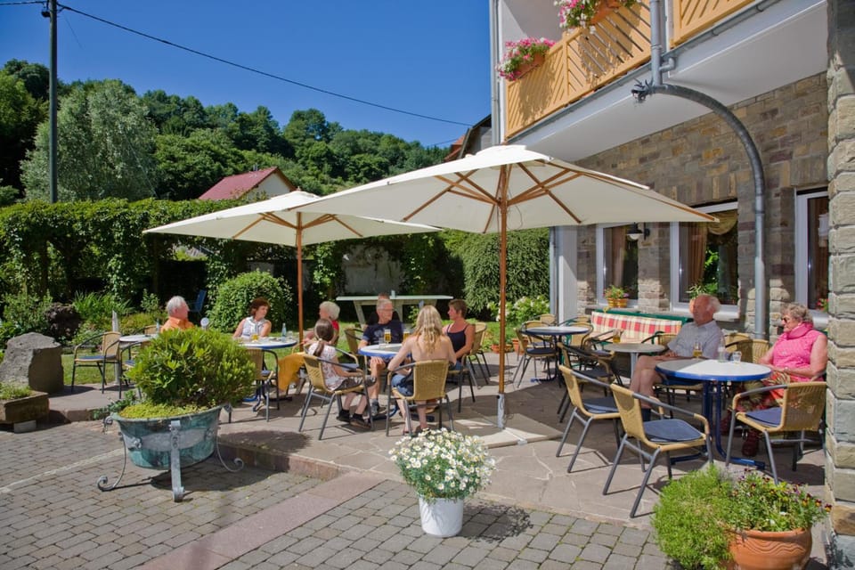 Landhaus Schend Hotel in Cochem-Zell