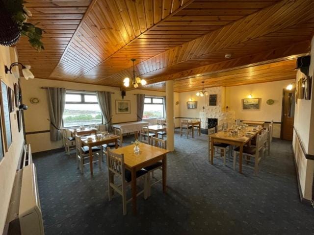 Ard Einne House Bed & Breakfast Hotel in County Clare