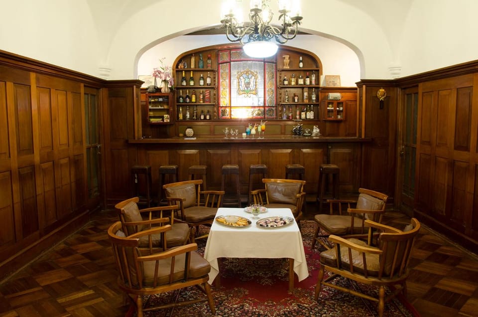 Bar/lounge