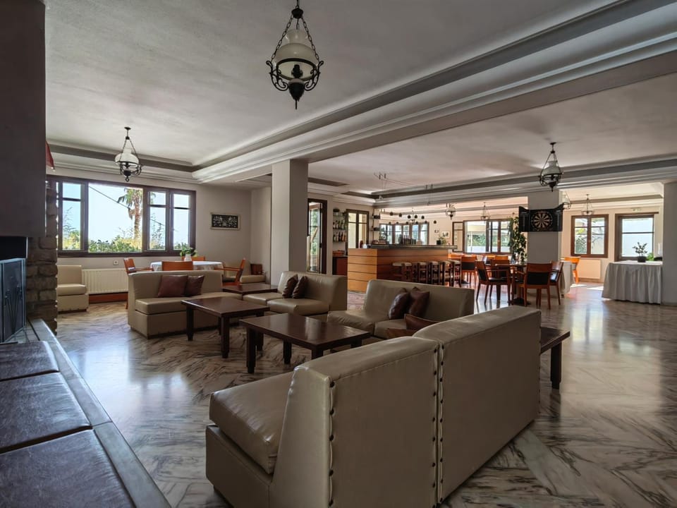 Corali Hotel Hotel in Euboea