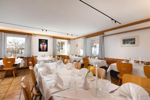 Zur Blume Hotel & Restaurant Efringen-Kirchen bei Basel Hotel in Baden-Württemberg