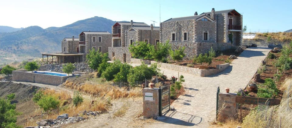 Arodamos Guesthouse Hotel in Crete