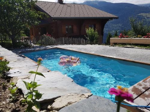 Chalet Le Paradou Hotel in La Plagne-Tarentaise