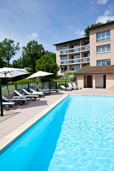 Hotel du Lac Hotel in Auvergne-Rhône-Alpes