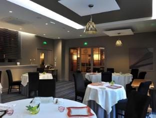 Brit Hotel Du Dauphin L'Aigle Hotel in Normandy