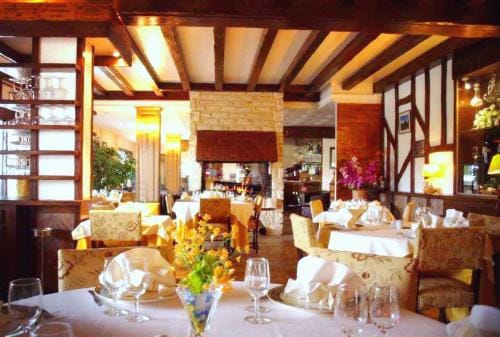 Motel des Bruyeres Hotel in Chaumont-sur-Tharonne
