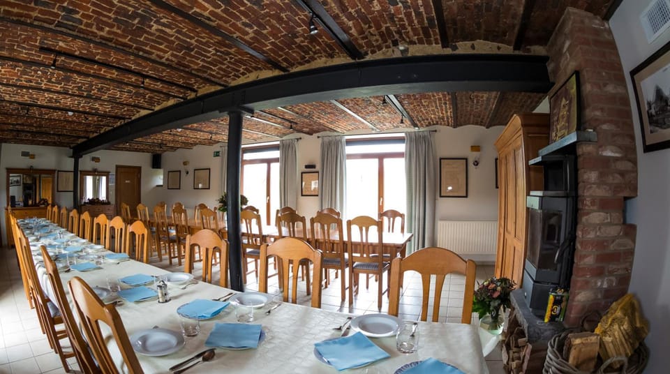 B&B Ferme Chateau de Laneffe Hotel in Wallonia, Belgium