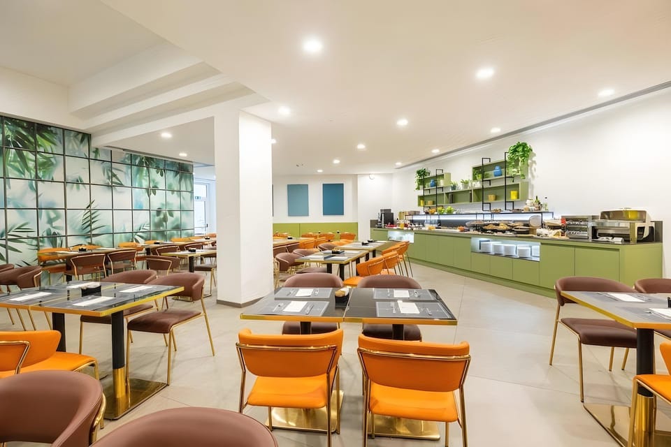 IH Hotels Milano Centrale Hotel in Milan