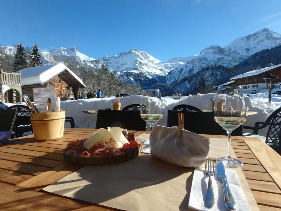 Hotel Alpenland Hotel in Saanen