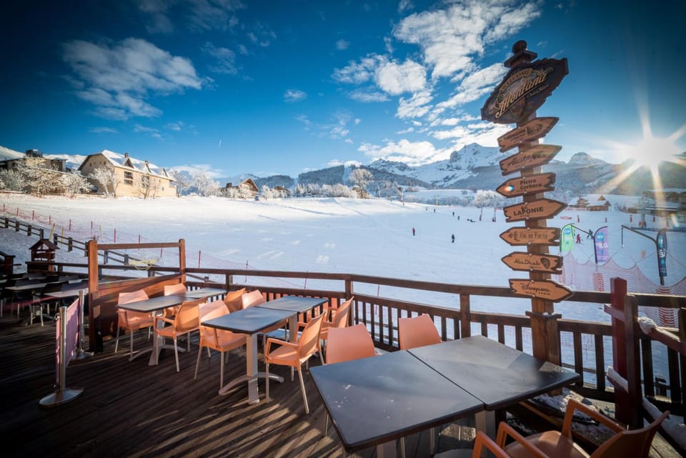 Montana Chalet Hotel & Spa Hotel in Uvernet-Fours