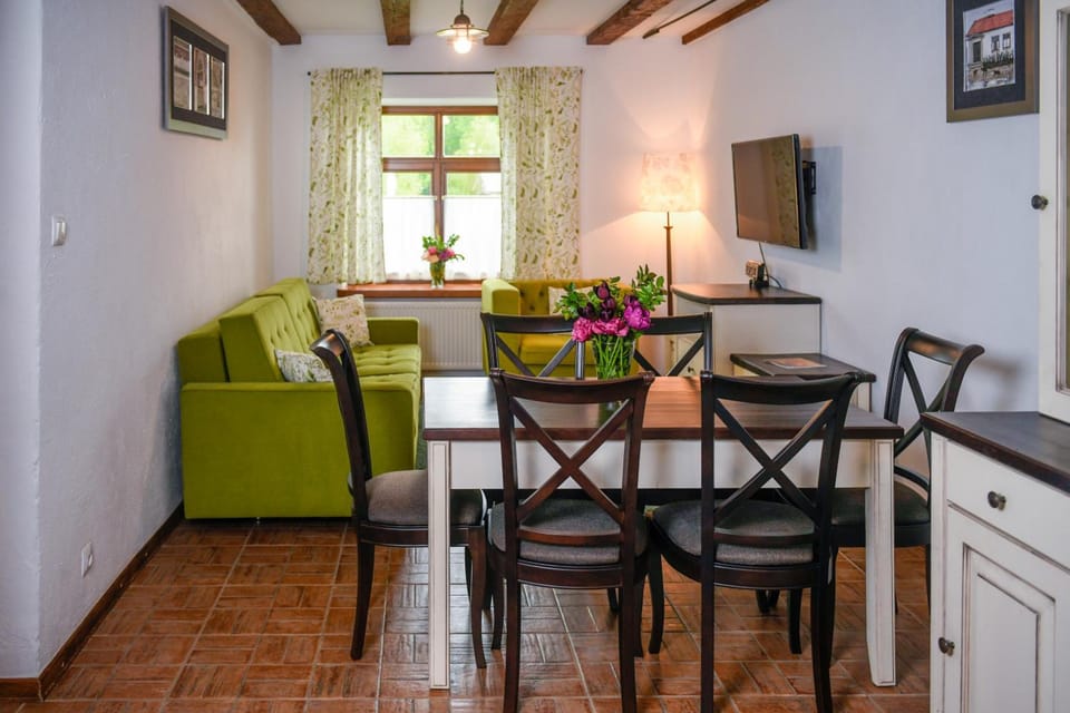 Folwark Lekuk Hotel in Lithuania