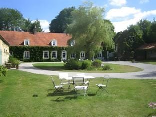 La Ferme Du Dizacre Hotel in Hauts-de-France