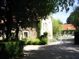 La Ferme Du Dizacre Hotel in Hauts-de-France