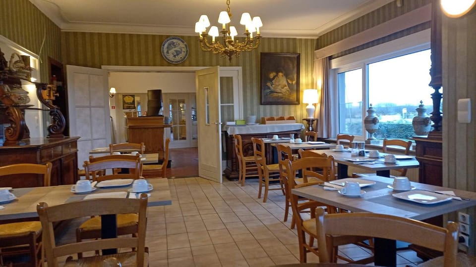 Arconaty Hotel Hotel in Flanders