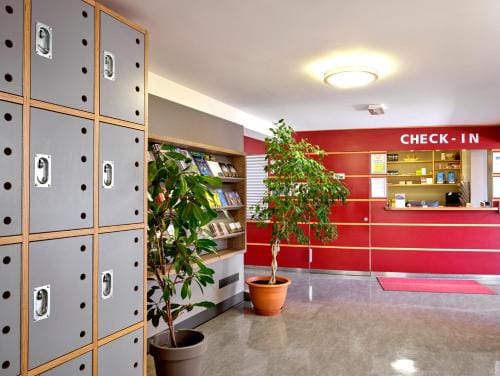 Youth Hostel Lultzhausen Hostel in Luxembourg