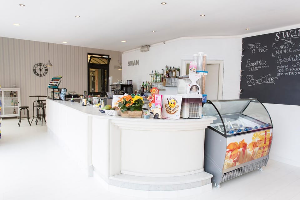 Apart-Hotel Italia Apartment hotel in Province of Massa and Carrara