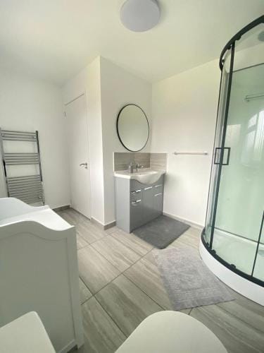 Gatwick Deluxe En-suite Rooms Hotel in Horley