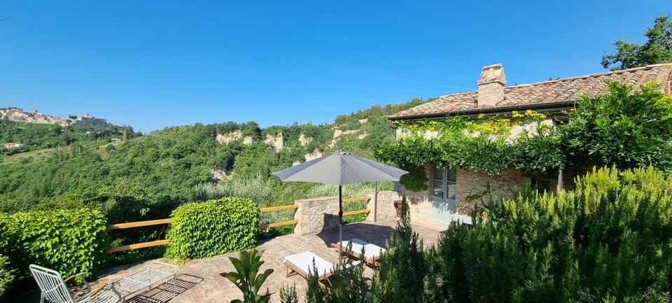Borgo Cardaneto Hotel in Umbria
