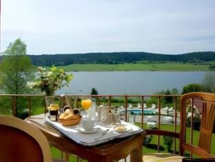 Hotel-Restaurant Le Lac Hotel in Canton of Vaud
