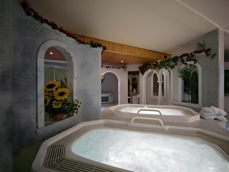 Hot tub