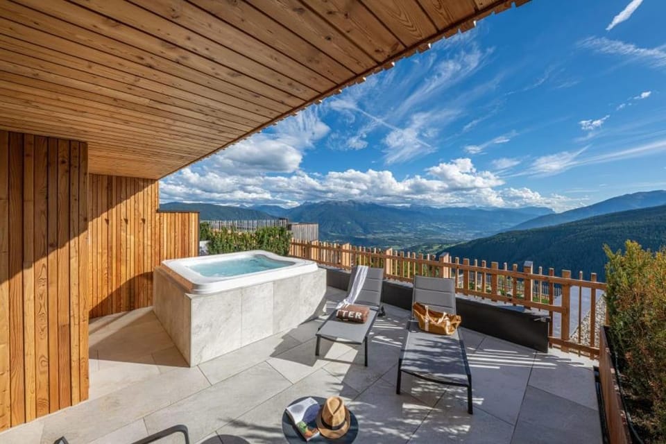 Tratterhof Mountain Sky Hotel Hotel in Trentino-South Tyrol