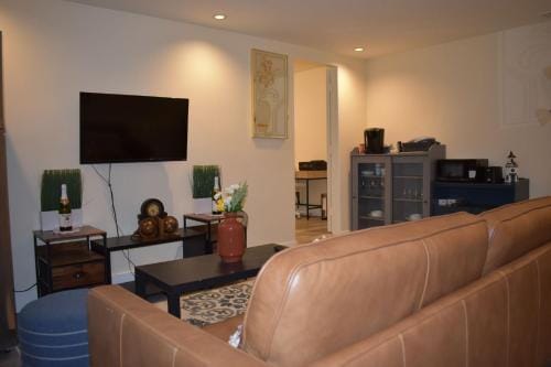 Charming private guest Suite near Disney/Beach Hotel in Westminster