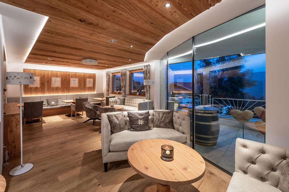 Hotel Edelweiss Hotel in Trentino-South Tyrol