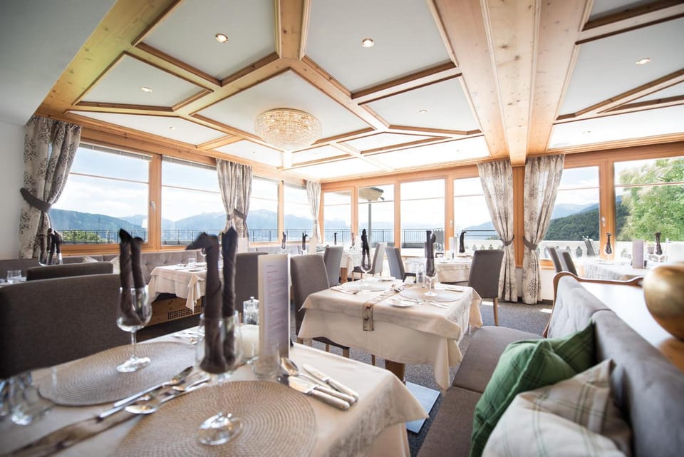 Parkhotel Holzerhof Hotel in Trentino-South Tyrol
