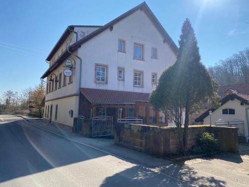 Felsenmuhle Neuleiningen Hotel in Rhineland-Palatinate