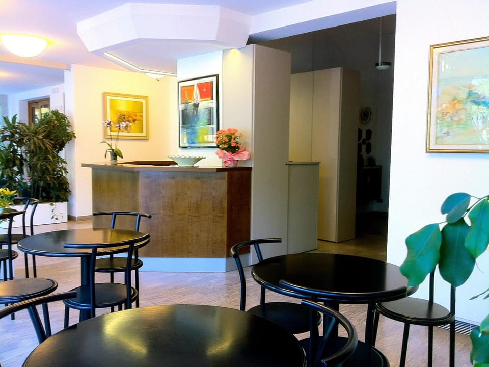 Bar/lounge