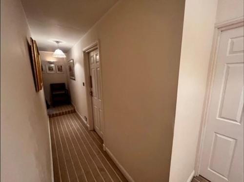 Cosy cottage in peaceful location Hotel in Ilston