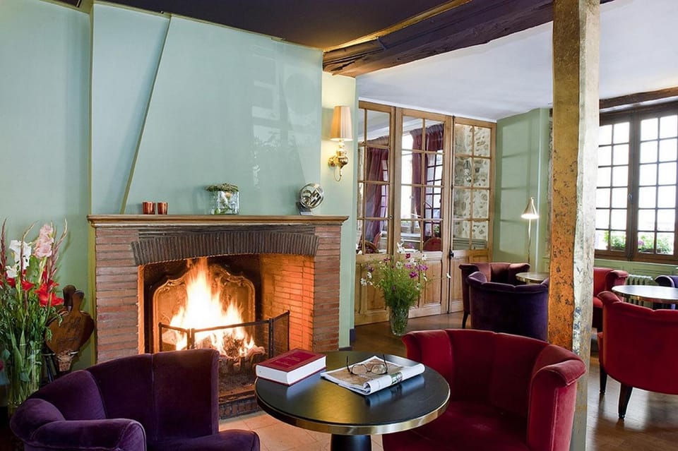 Logis - Hotel & Restaurant du Tribunal Hotel in Normandy