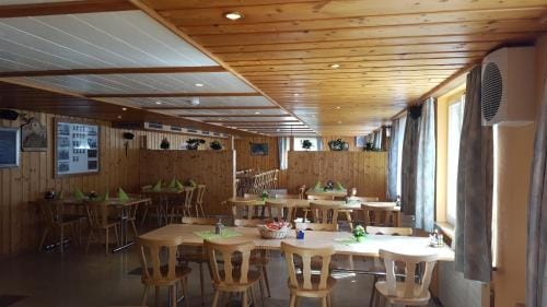 Hotel Alpenblick Muotathal Inn in Canton of Grisons