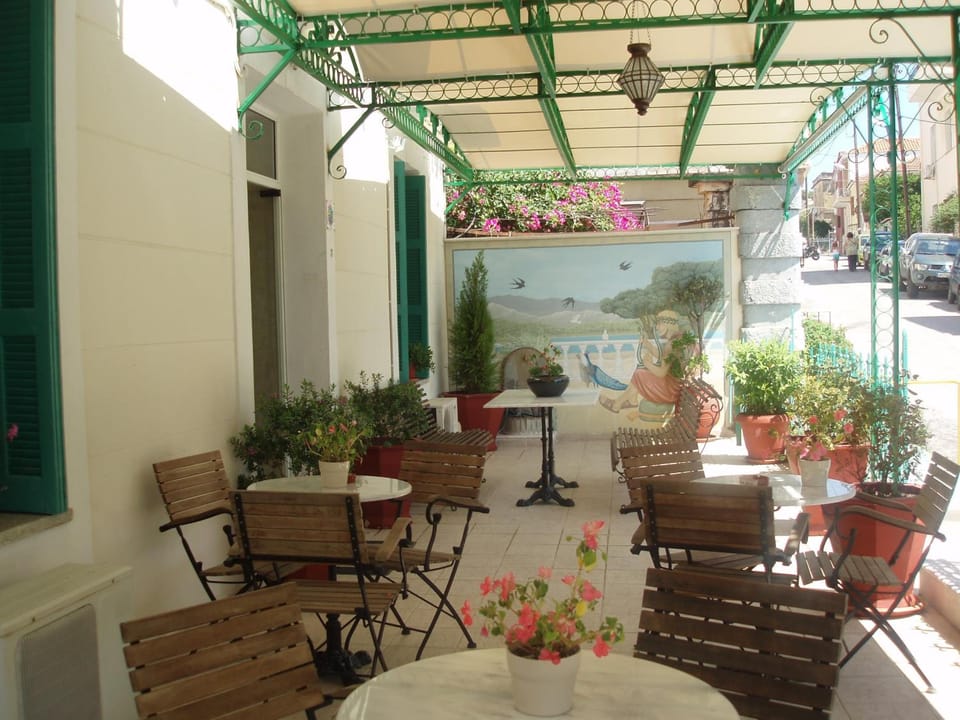 Orfeas Hotel Hotel in İzmir Province