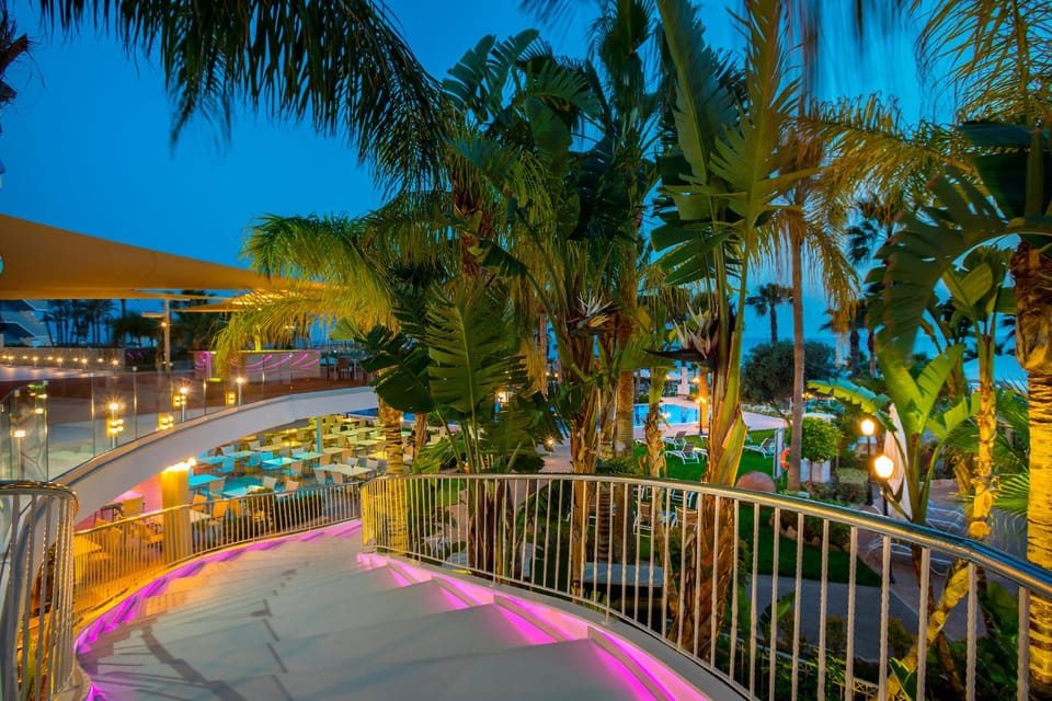 Aquamare Beach Hotel & Spa Hotel in Yeroskipou