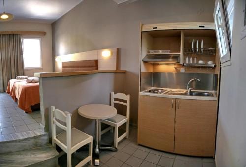 Princess Studios Mitilini Hotel in İzmir Province