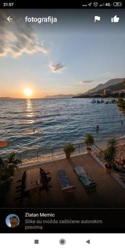 Beach rooms Riviera - Zuta Kuca Hotel in Makarska