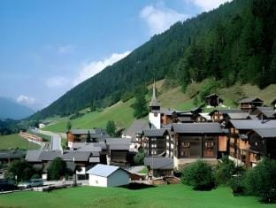 Hotel-Restaurant Drei Tannen Hotel in Canton of Valais