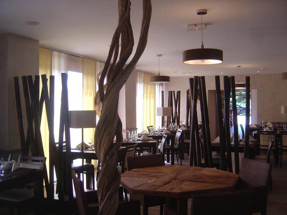 Logis Hotel Les 3B Hotel in Occitanie