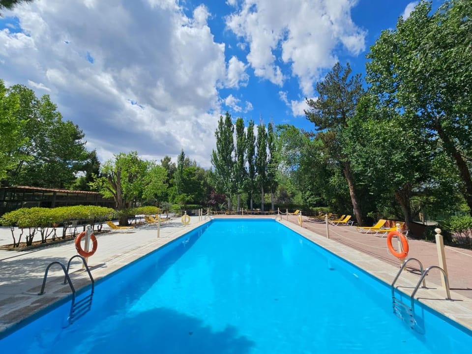 Hotel Las Truchas Hotel in Aragon