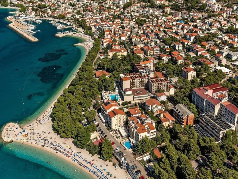 Apartments Pezo Hotel in Baška Voda