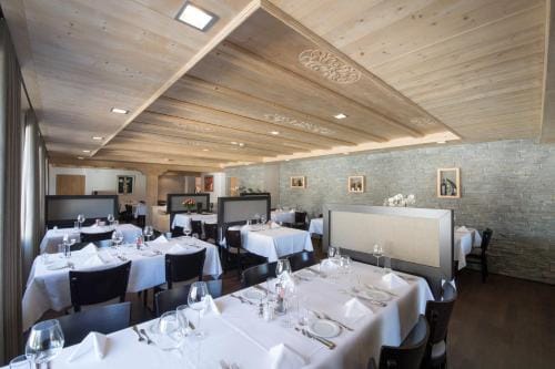Hotel Central Hotel in Canton of Grisons