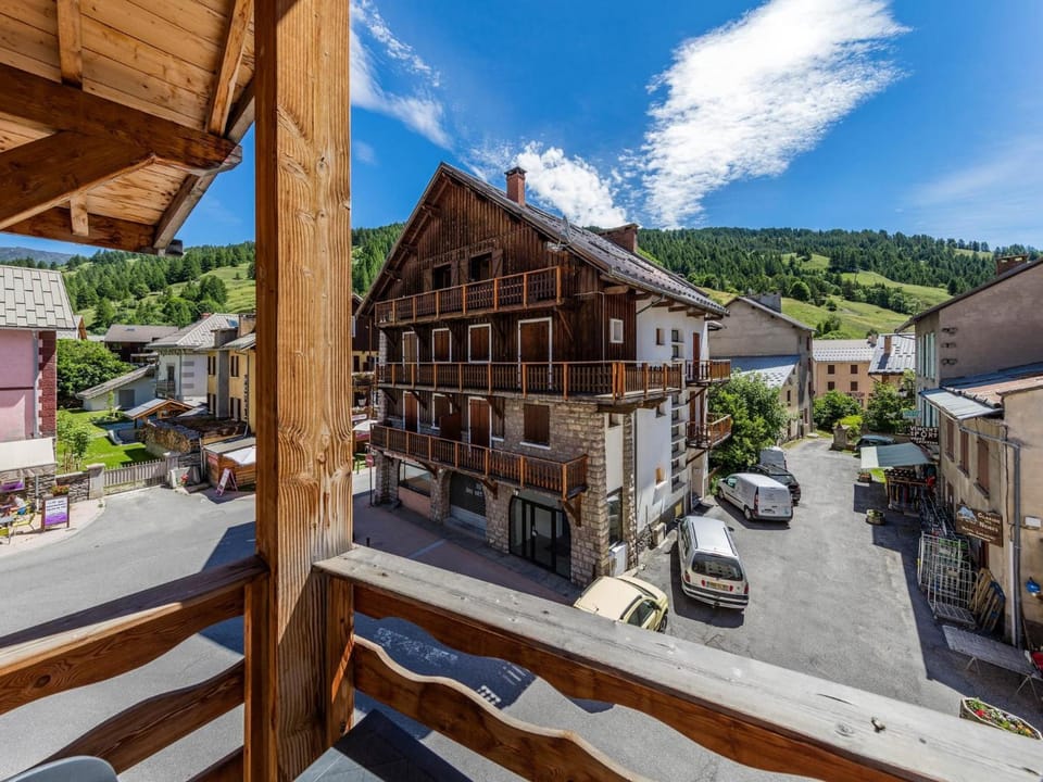Madame Vacances Les Balcons Du Viso Apartment hotel in Piedmont