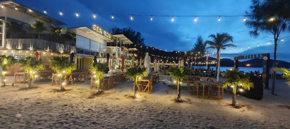 By The Sea Beach Front  Hotel in Penang