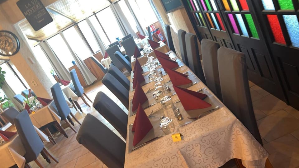 Au Bon Accueil Hotel in Occitanie