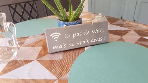 La Celest'han chambre d'hote "Digital detox" Hotel in Brittany