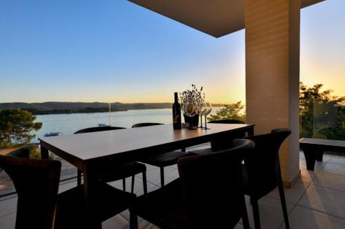 CROWONDER Apartments & Rooms OAZA with heated Swimming Pool and Sauna Hotel in Šibenik-Knin County, Croatia