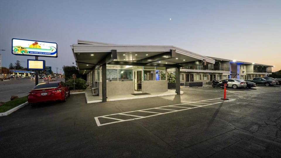 Seaside Inn & Suites Hotel in Santa Cruz