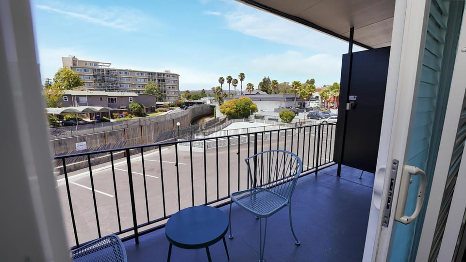 Seaside Inn & Suites Hotel in Santa Cruz